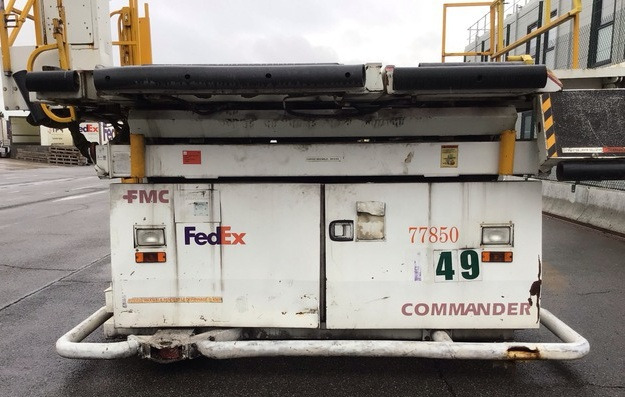 FMC loader Commander 15 Universal - محملات الحاويات والمنصات النقالة: صورة 2 FMC loader Commander 15 Universal - محملات الحاويات والمنصات النقالة: صورة 2