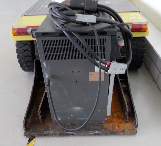 Liftow 75C - جرارات الطائرات: صورة 4 Liftow 75C - جرارات الطائرات: صورة 4