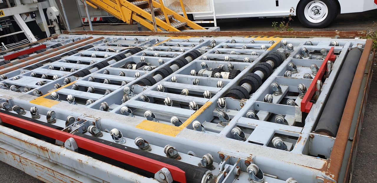 Lower Deck Loader 7 tons Air Marrel LAM7000 - محملات الحاويات والمنصات النقالة: صورة 2 Lower Deck Loader 7 tons Air Marrel LAM7000 - محملات الحاويات والمنصات النقالة: صورة 2