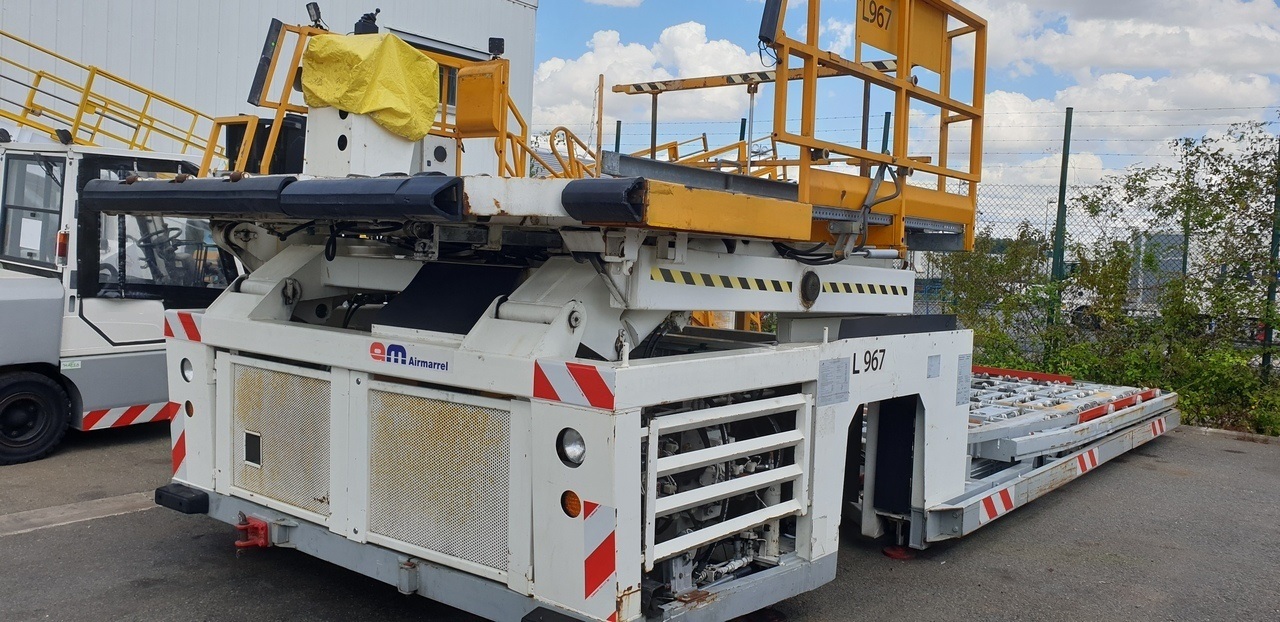 Lower Deck Loader 7 tons Air Marrel LAM7000 - محملات الحاويات والمنصات النقالة: صورة 1 Lower Deck Loader 7 tons Air Marrel LAM7000 - محملات الحاويات والمنصات النقالة: صورة 1