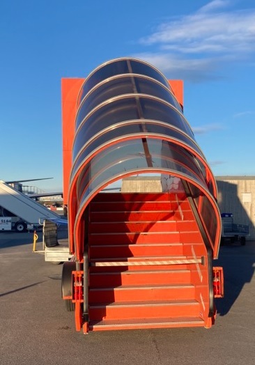 Mallaghan Passenger Stairs Eurostair - سلالم الطائرة: صورة 3 Mallaghan Passenger Stairs Eurostair - سلالم الطائرة: صورة 3