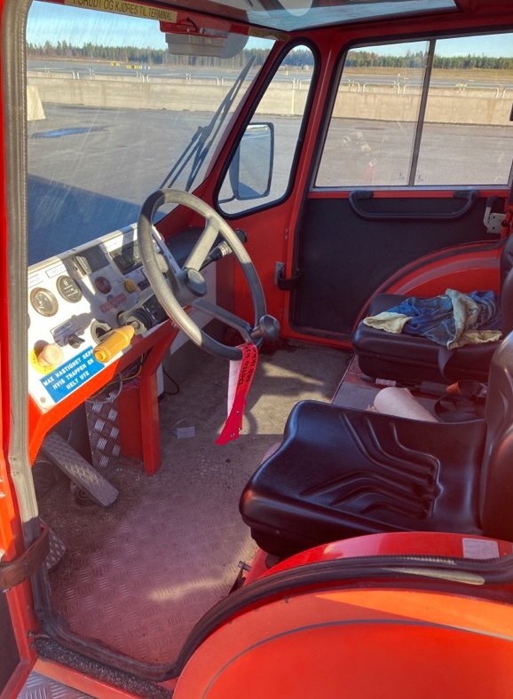 Mallaghan Passenger Stairs Eurostair - سلالم الطائرة: صورة 5 Mallaghan Passenger Stairs Eurostair - سلالم الطائرة: صورة 5