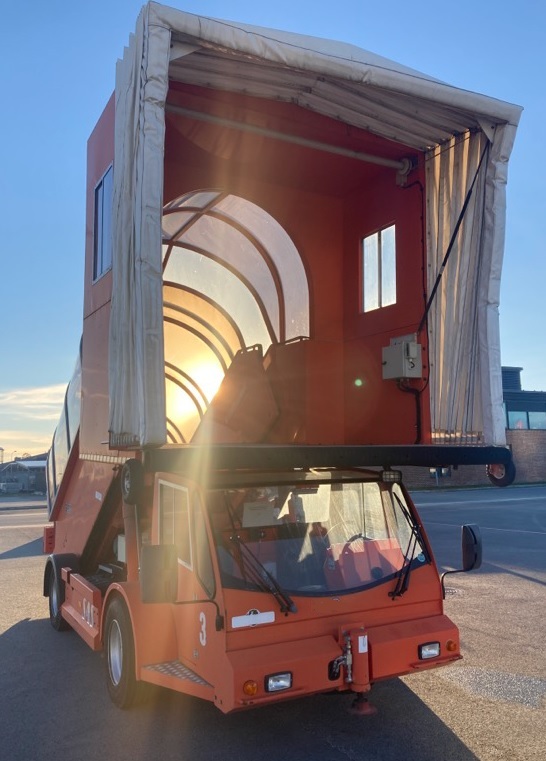 Mallaghan Passenger Stairs Eurostair - سلالم الطائرة: صورة 2 Mallaghan Passenger Stairs Eurostair - سلالم الطائرة: صورة 2