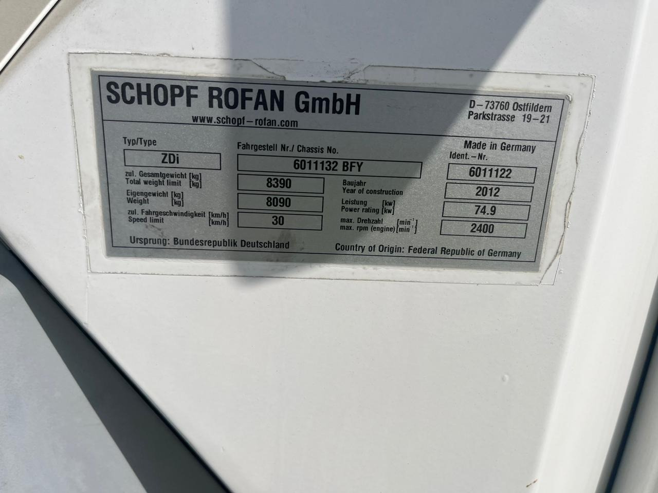 Schopf Rofan ZDi Diesel Tractor 8Tons - جرارات الطائرات: صورة 4 Schopf Rofan ZDi Diesel Tractor 8Tons - جرارات الطائرات: صورة 4