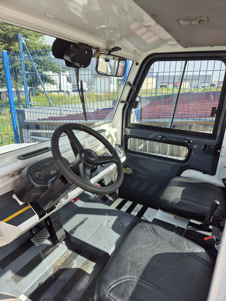 TLD JST30 - جرارات الأمتعة: صورة 4 TLD JST30 - جرارات الأمتعة: صورة 4