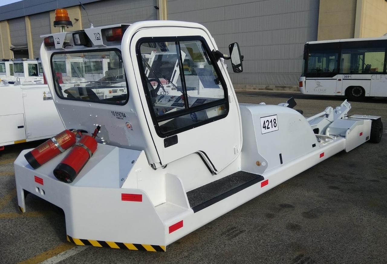 TLD Towbarless Pushback TPX 100 E - جرارات الطائرات: صورة 1 TLD Towbarless Pushback TPX 100 E - جرارات الطائرات: صورة 1