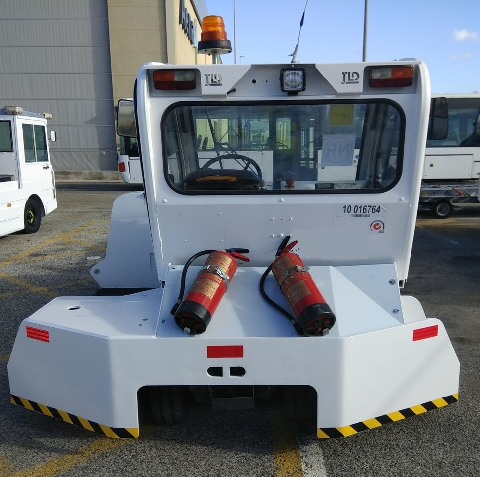 TLD Towbarless Pushback TPX 100 E - جرارات الطائرات: صورة 2 TLD Towbarless Pushback TPX 100 E - جرارات الطائرات: صورة 2