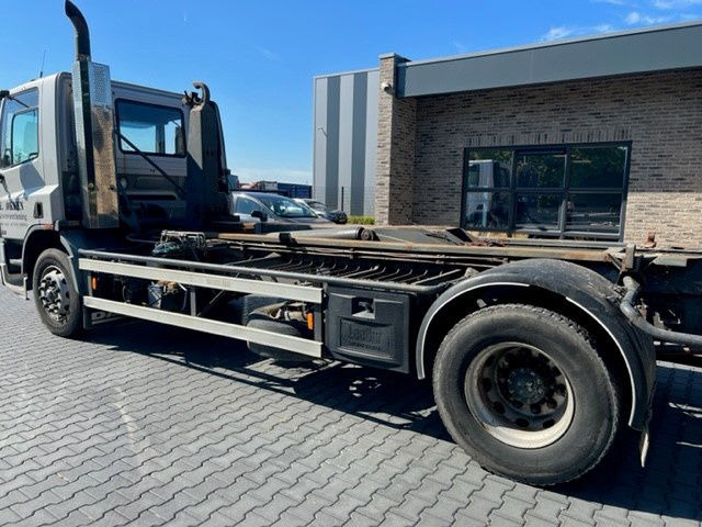 DAF 65.210 FA65.210 - ناقلة حاويات/ شاحنة حاويات: صورة 3 DAF 65.210 FA65.210 - ناقلة حاويات/ شاحنة حاويات: صورة 3