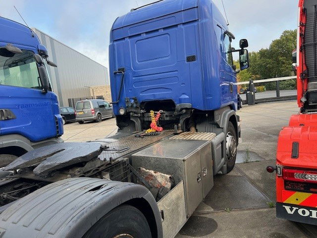 Scania R440 Manuel Gear - رأس تريلا: صورة 3 Scania R440 Manuel Gear - رأس تريلا: صورة 3