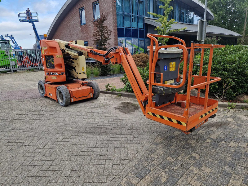 JLG E300AJP - مرفاع مفصلي: صورة 5 JLG E300AJP - مرفاع مفصلي: صورة 5