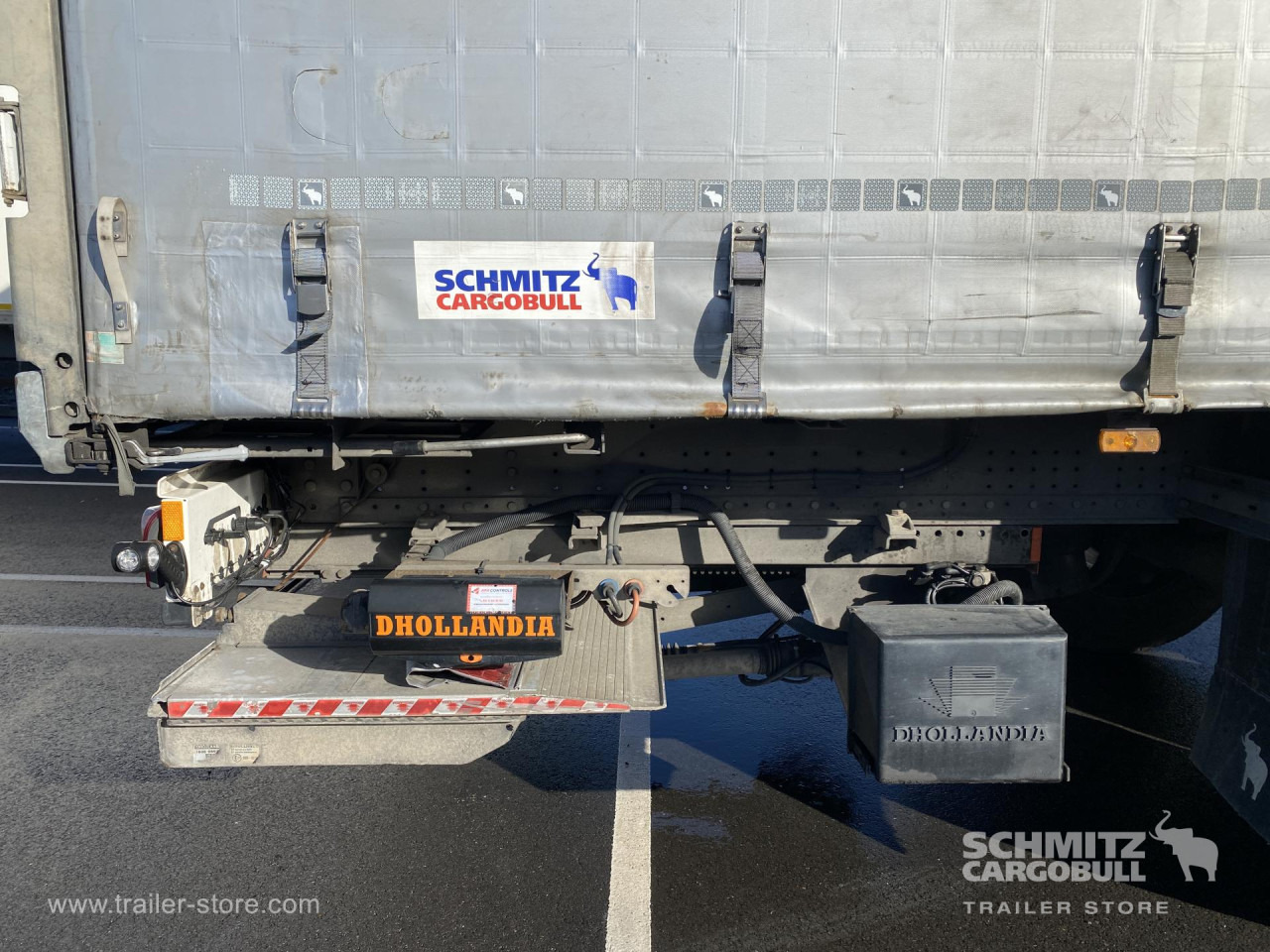 SCHMITZ Curtainsider Standard Taillift - نصف مقطورة بستائر جانبية: صورة 4 SCHMITZ Curtainsider Standard Taillift - نصف مقطورة بستائر جانبية: صورة 4