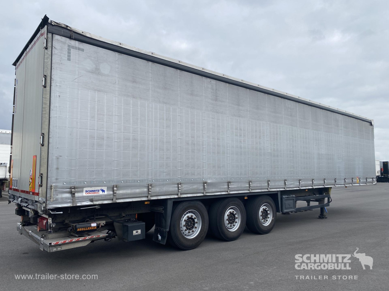 SCHMITZ Curtainsider Standard Taillift - نصف مقطورة بستائر جانبية: صورة 3 SCHMITZ Curtainsider Standard Taillift - نصف مقطورة بستائر جانبية: صورة 3