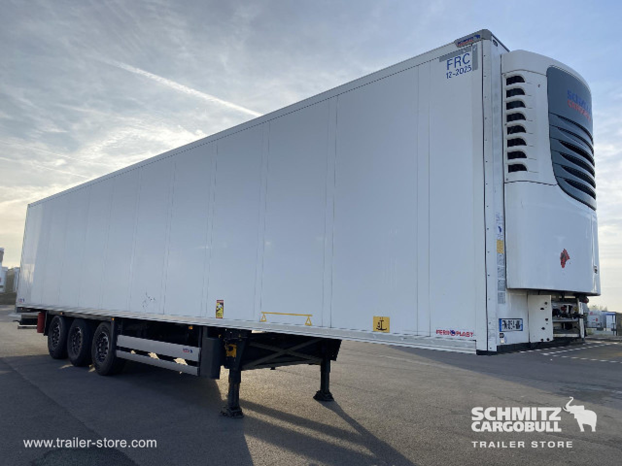 SCHMITZ Reefer Standard Double deck - نصف مقطورة ثابتة الحرارة: صورة 1 SCHMITZ Reefer Standard Double deck - نصف مقطورة ثابتة الحرارة: صورة 1