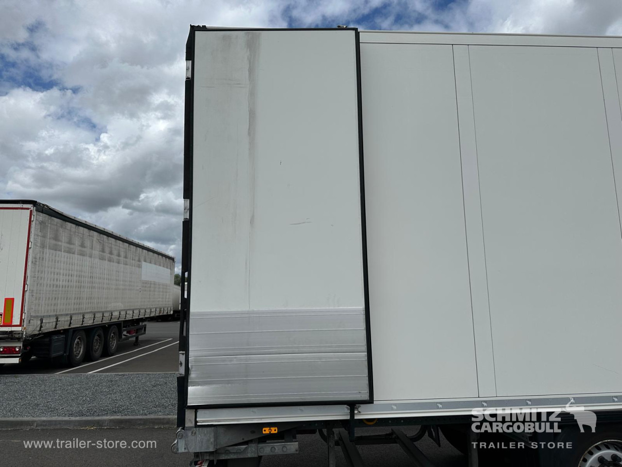 SCHMITZ Reefer Standard Double deck - نصف مقطورة ثابتة الحرارة: صورة 5 SCHMITZ Reefer Standard Double deck - نصف مقطورة ثابتة الحرارة: صورة 5