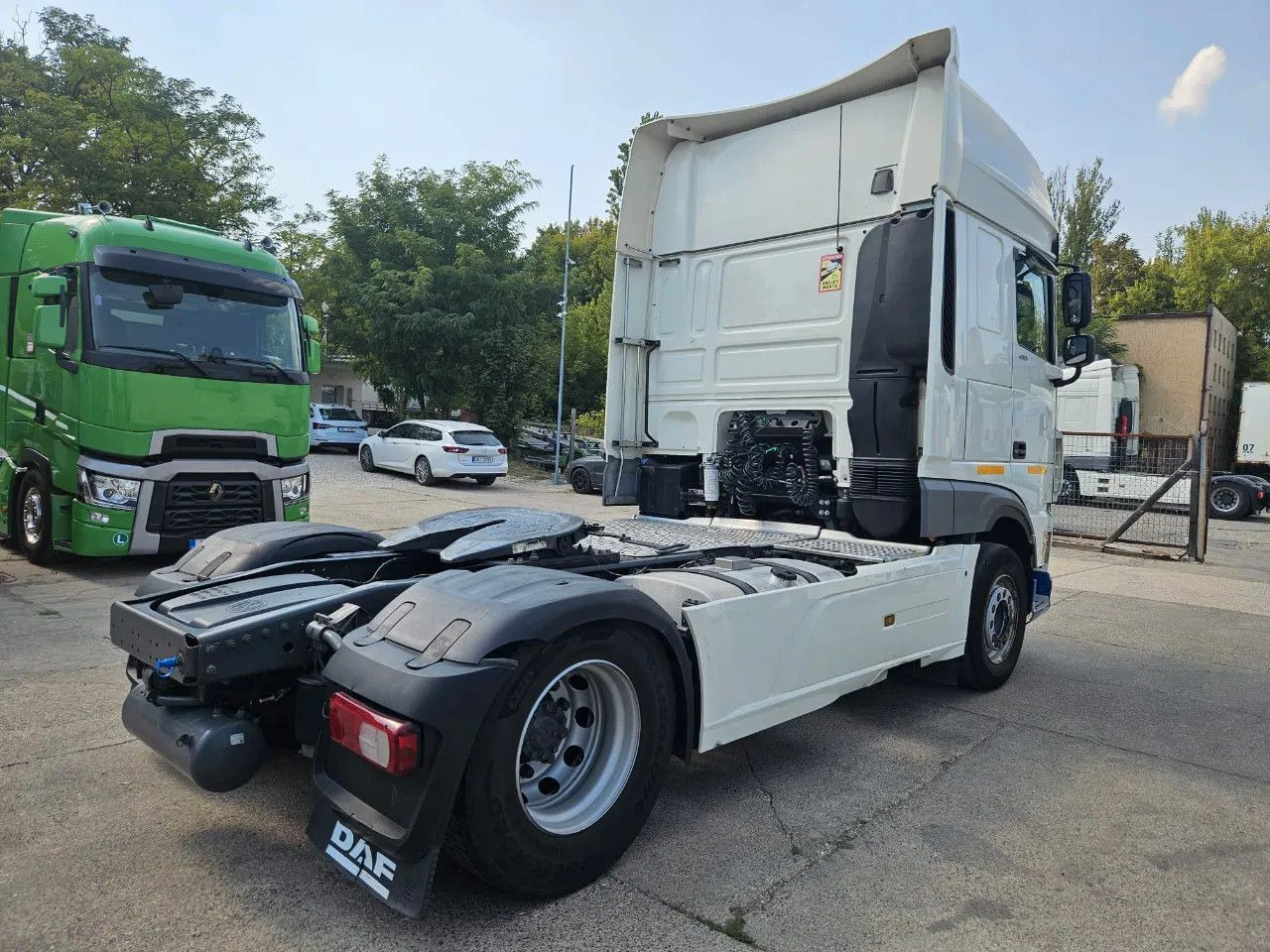 DAF XF 480 SSC Intarder Standklima Full Spoiler - رأس تريلا: صورة 3 DAF XF 480 SSC Intarder Standklima Full Spoiler - رأس تريلا: صورة 3