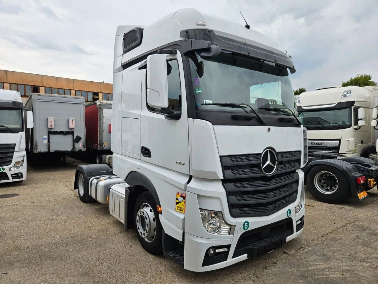 Mercedes-Benz Actros 1851 Mega, BigSpace, Standklima, 2 units - رأس تريلا: صورة 2 Mercedes-Benz Actros 1851 Mega, BigSpace, Standklima, 2 units - رأس تريلا: صورة 2