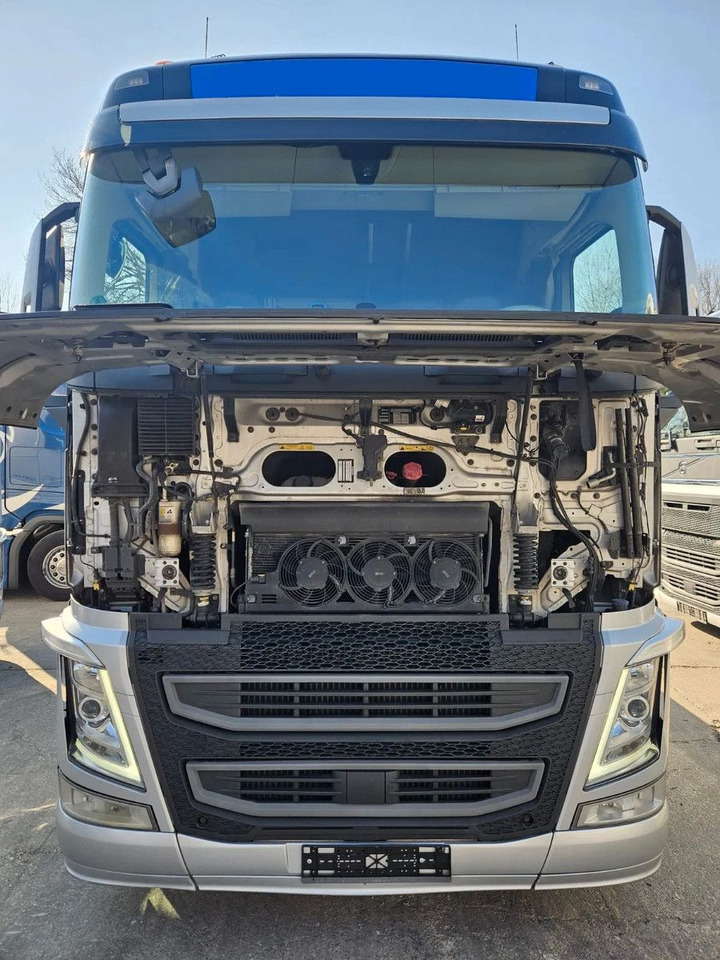 Volvo FH 500 ADR, I-Park, Alloy w. Leather seats, TV s - مقطورة السحب: صورة 5 Volvo FH 500 ADR, I-Park, Alloy w. Leather seats, TV s - مقطورة السحب: صورة 5