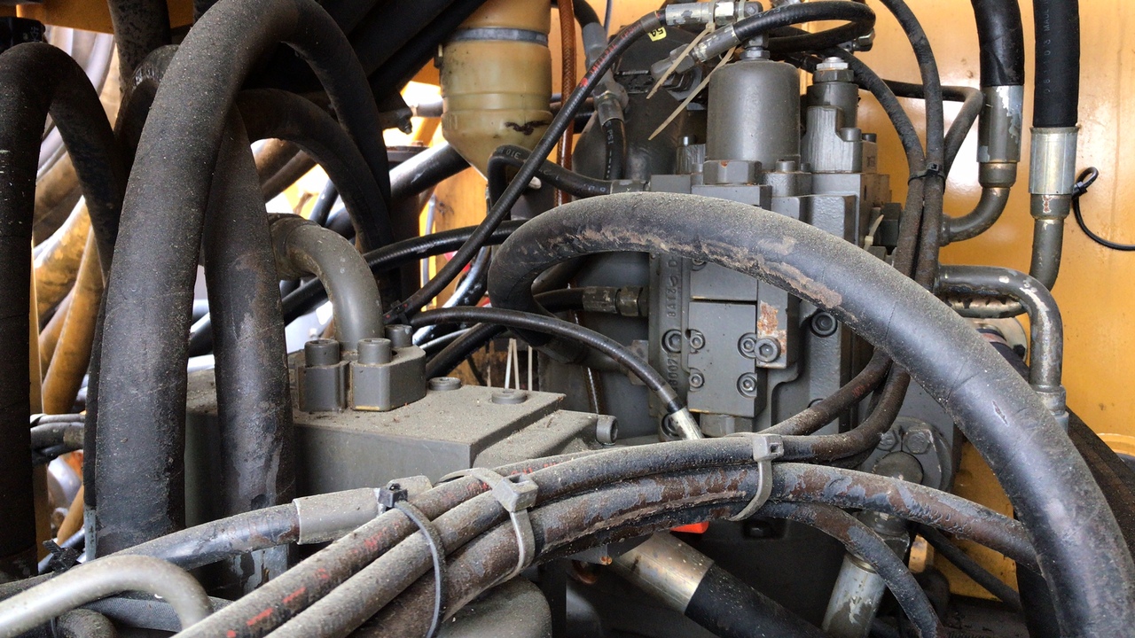 ATLAS 1604 K ZW Zwei- Wege-Bagger - حفار ذو عجلات: صورة 5 ATLAS 1604 K ZW Zwei- Wege-Bagger - حفار ذو عجلات: صورة 5