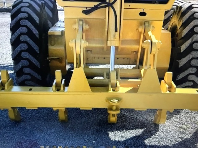 Komatsu GD530A mit 5-Zahn Heckaufreißer - ماكينة تسوية: صورة 5 Komatsu GD530A mit 5-Zahn Heckaufreißer - ماكينة تسوية: صورة 5