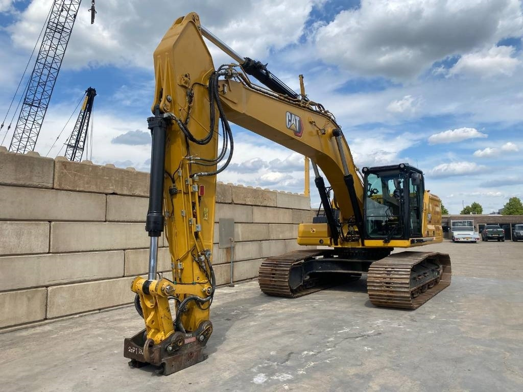 CAT 330 - حفار زاحف: صورة 4 CAT 330 - حفار زاحف: صورة 4