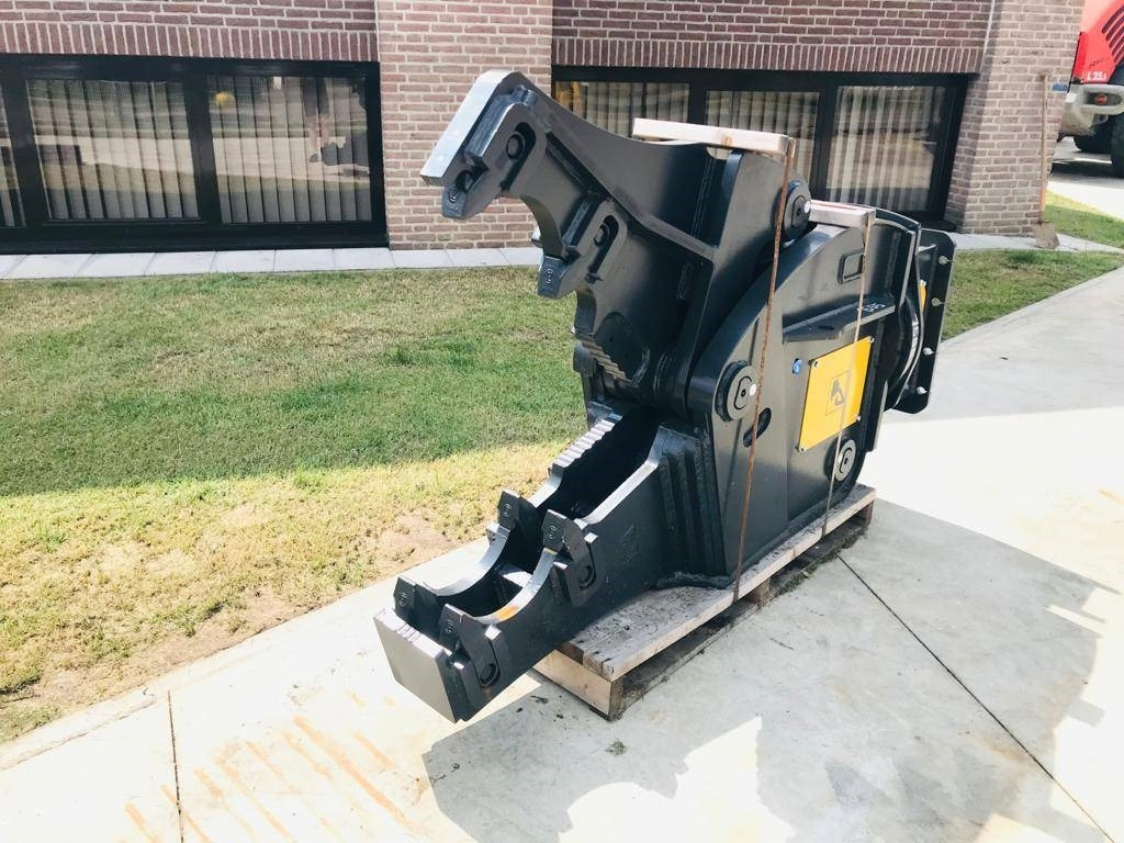 Mustang RK17 - مقصات الهدم: صورة 1 Mustang RK17 - مقصات الهدم: صورة 1