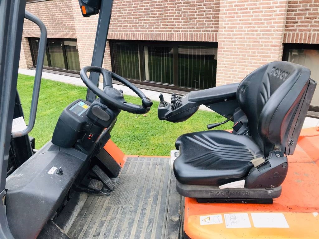 رافعة شوكية كهربائية Toyota 7 FB MF 50: صورة 7