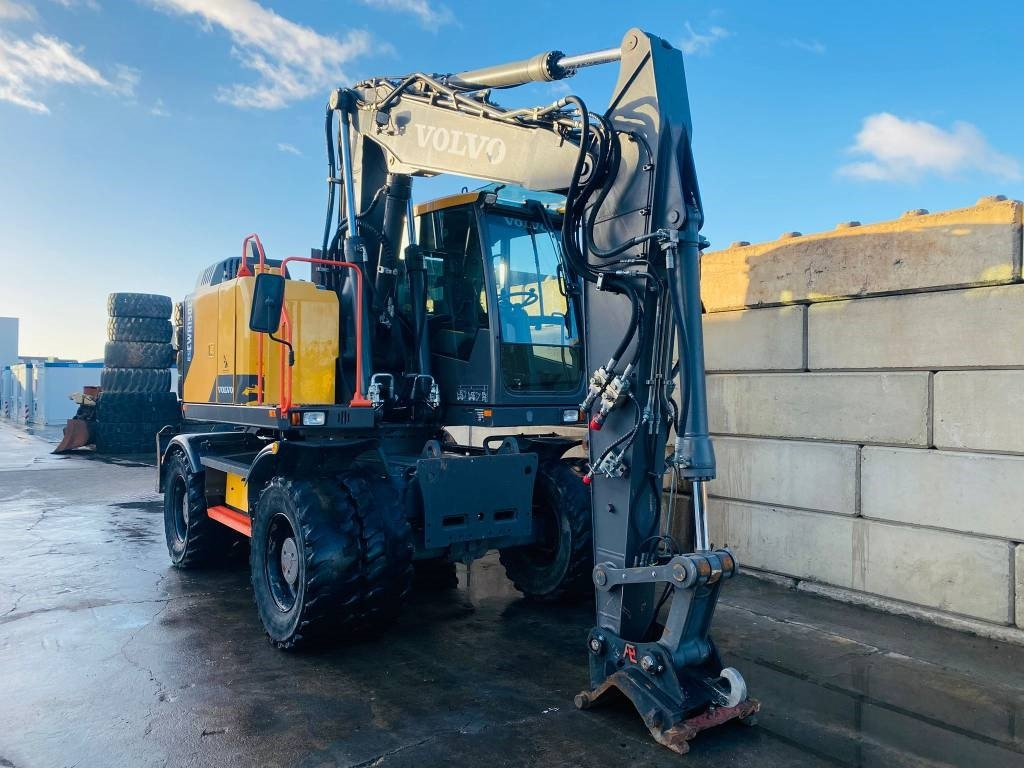 Volvo EWR 150 E - حفار ذو عجلات: صورة 4 Volvo EWR 150 E - حفار ذو عجلات: صورة 4