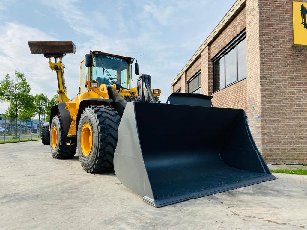 Volvo L 120e cdc steering - اللودر بعجل: صورة 2 Volvo L 120e cdc steering - اللودر بعجل: صورة 2