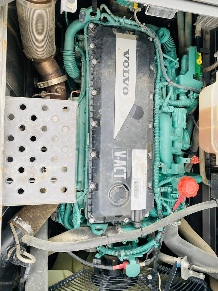 حفار زاحف Volvo ec350el: صورة 11