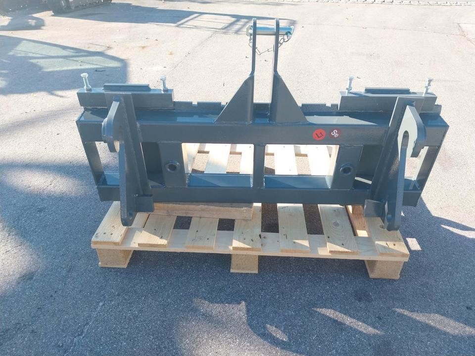 Adapter Kramer Hoflader Radlader auf 3 Punkt Kat II Palettengabel - مشعبات - اللودر بعجل: صورة 3 Adapter Kramer Hoflader Radlader auf 3 Punkt Kat II Palettengabel - مشعبات - اللودر بعجل: صورة 3