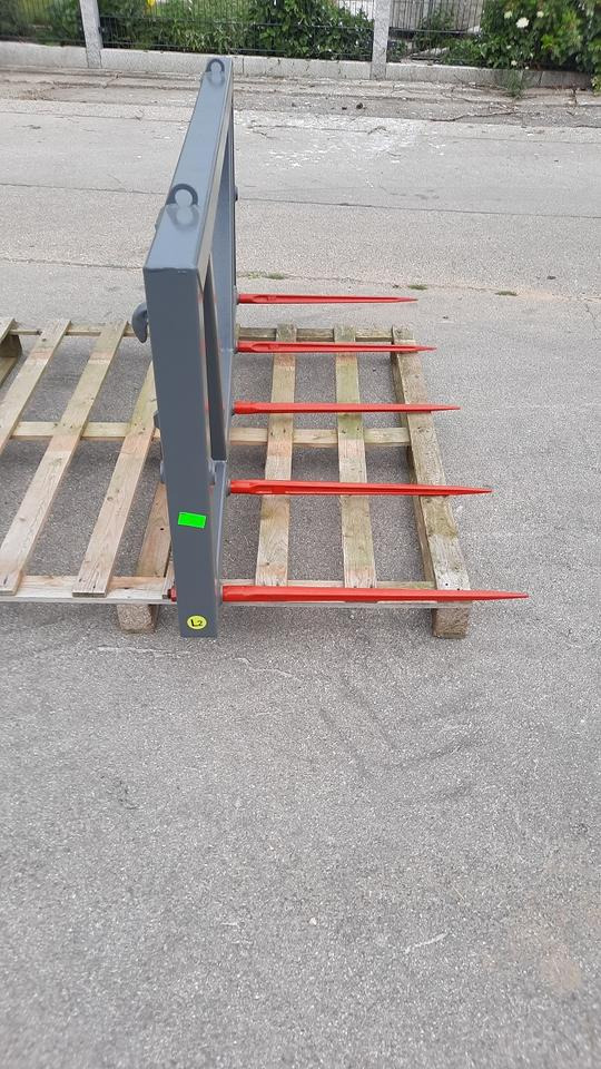 Ballenspieß Ballengabel Rundballengabel Quaderballenspieß Euro - معدات تخزين حبوب: صورة 3 Ballenspieß Ballengabel Rundballengabel Quaderballenspieß Euro - معدات تخزين حبوب: صورة 3