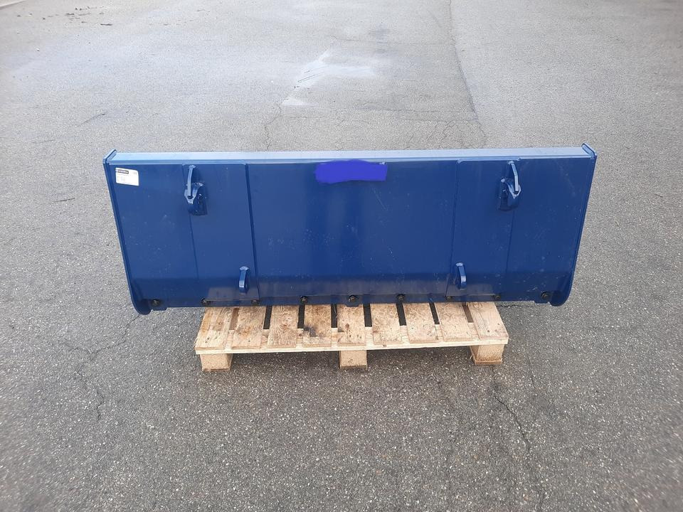 Dunggabel Mistgabel Forke Frontladergabel Euroaufnahme Fendt - معدات تخزين حبوب: صورة 3 Dunggabel Mistgabel Forke Frontladergabel Euroaufnahme Fendt - معدات تخزين حبوب: صورة 3