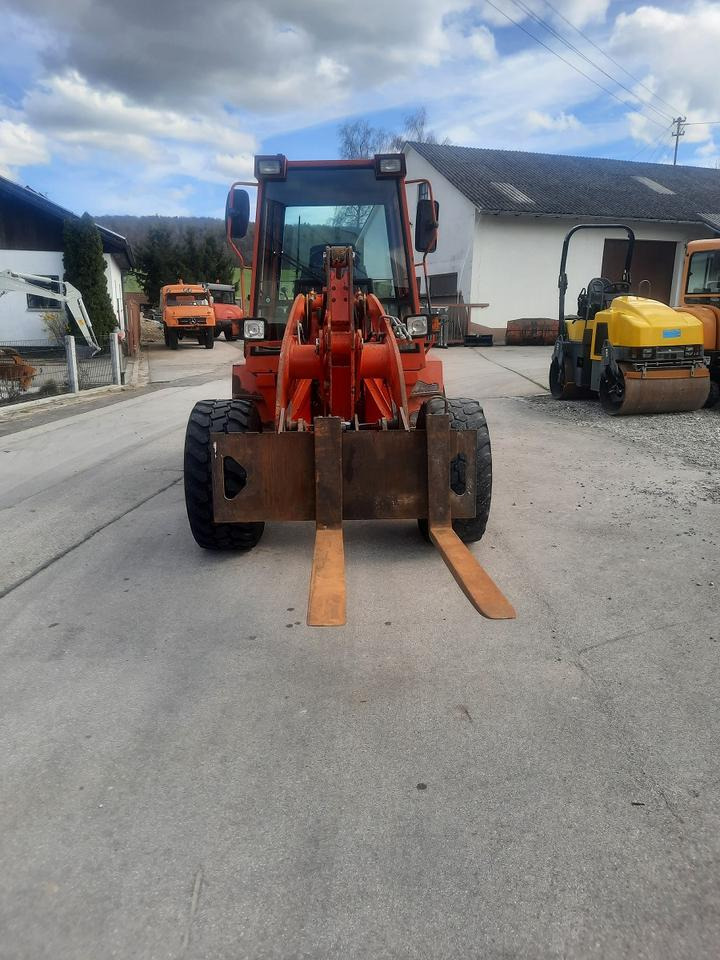 Hanomag 15F Radlader Hofschlepper Lader Schaufellader Hoflader - اللودر بعجل: صورة 2 Hanomag 15F Radlader Hofschlepper Lader Schaufellader Hoflader - اللودر بعجل: صورة 2
