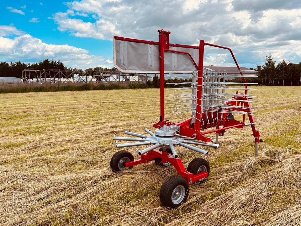 Kreiselschwader Schwader Agro Factory 4,2m KN-420 neu Krone - نشارة الدريس/ شوكة جرف: صورة 2 Kreiselschwader Schwader Agro Factory 4,2m KN-420 neu Krone - نشارة الدريس/ شوكة جرف: صورة 2