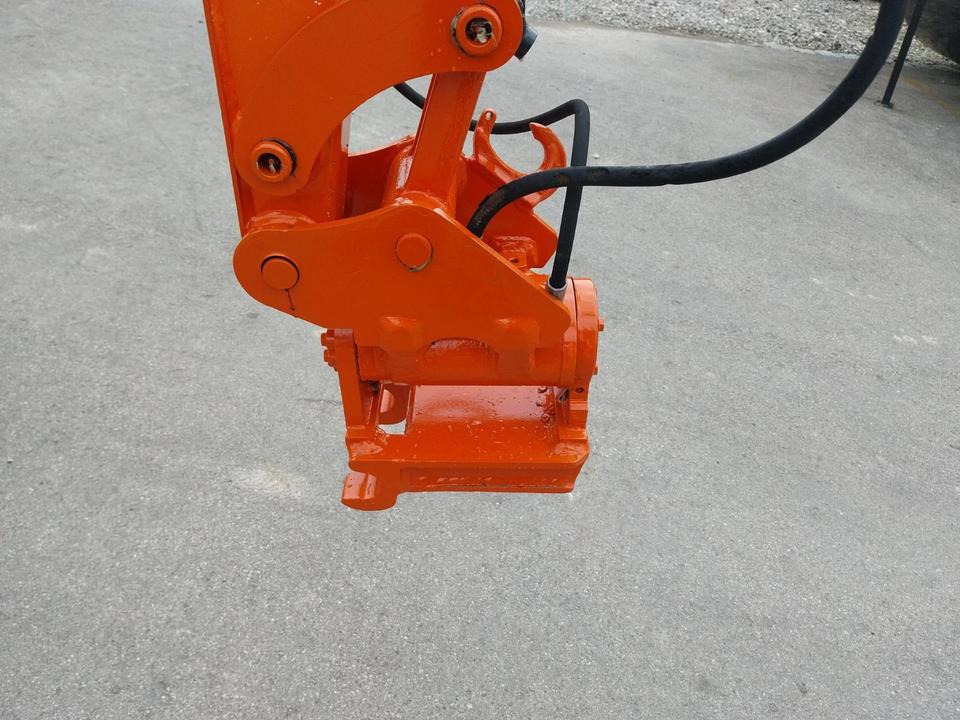 Minibagger Hitachi ZX 19 Powertilt Bagger Kettenbagger - حفار صغير: صورة 3 Minibagger Hitachi ZX 19 Powertilt Bagger Kettenbagger - حفار صغير: صورة 3