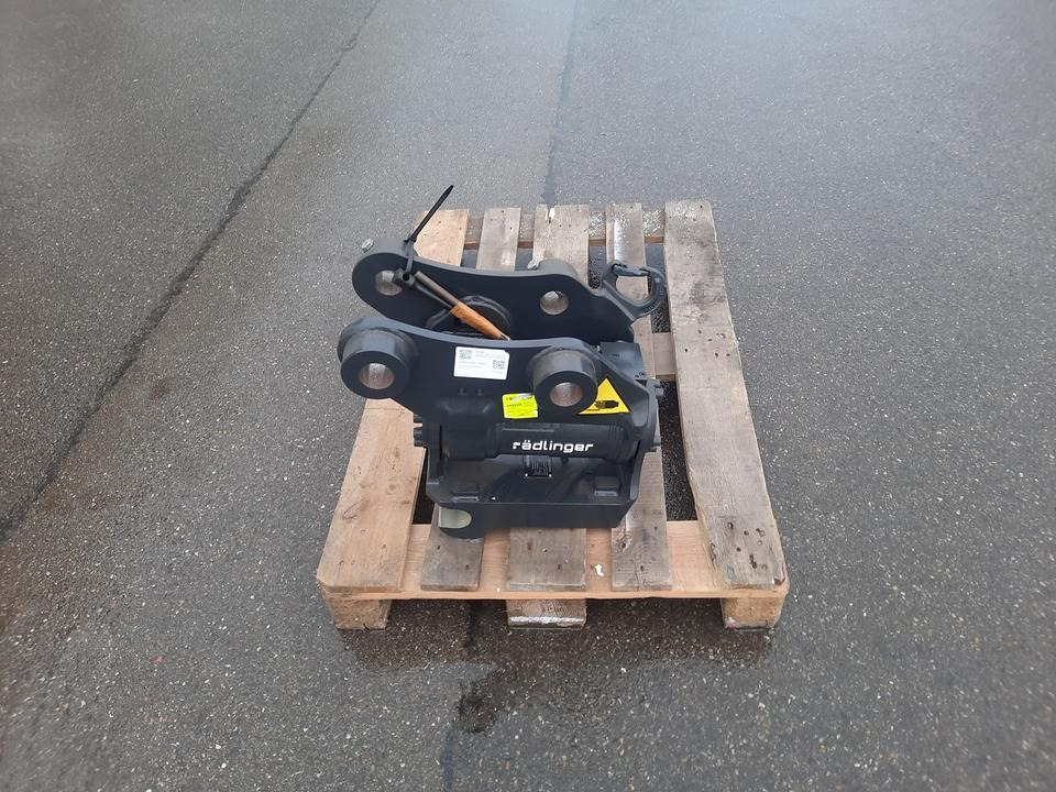 Rädlinger Tilt 3,5 -5 to Powertilt Minibagger Schwenkmotor Yanmar - مُلحق الحفار الدوار - حفار صغير: صورة 3 Rädlinger Tilt 3,5 -5 to Powertilt Minibagger Schwenkmotor Yanmar - مُلحق الحفار الدوار - حفار صغير: صورة 3