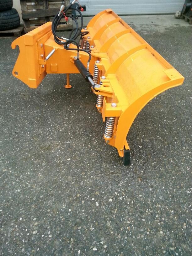 Schneeschild 2,6m Kramer Schlepper Radlader Hoflader Frontlader - كاسحة ثلوج: صورة 4 Schneeschild 2,6m Kramer Schlepper Radlader Hoflader Frontlader - كاسحة ثلوج: صورة 4