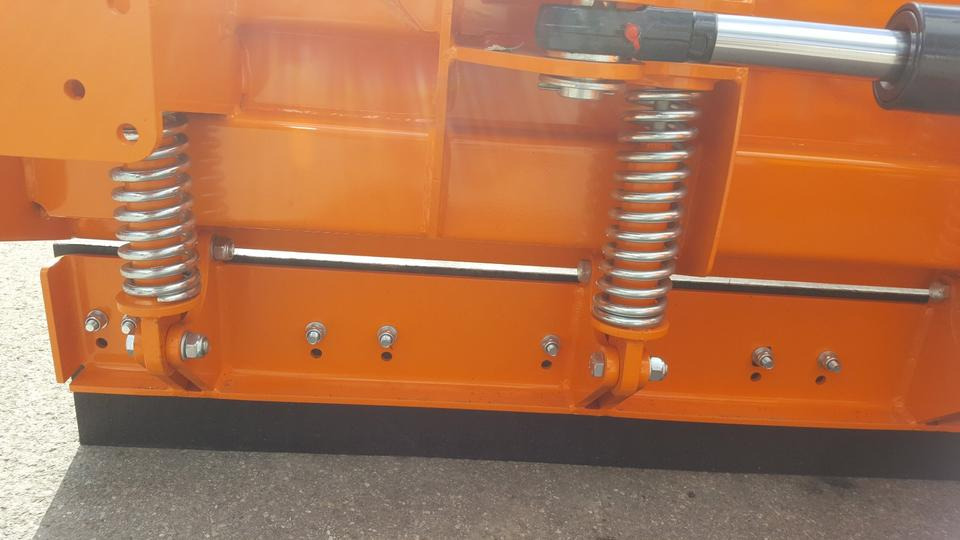 Schneeschild Samasz Vario Schneepflug Cat Schlepper Radlader - كاسحة ثلوج: صورة 5 Schneeschild Samasz Vario Schneepflug Cat Schlepper Radlader - كاسحة ثلوج: صورة 5