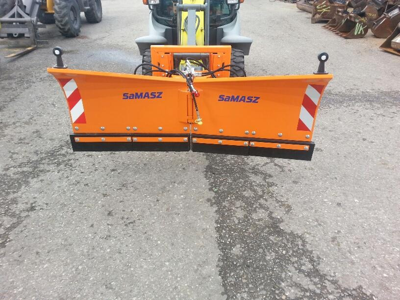 Schneeschild V 1,8m Samasz Schlepper Radlader Hoflader Frontlader - كاسحة ثلوج: صورة 1 Schneeschild V 1,8m Samasz Schlepper Radlader Hoflader Frontlader - كاسحة ثلوج: صورة 1