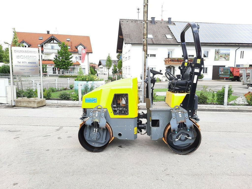 Wacker RD 27-120, neuer Motor 1 Stunde - مدحلة: صورة 1 Wacker RD 27-120, neuer Motor 1 Stunde - مدحلة: صورة 1