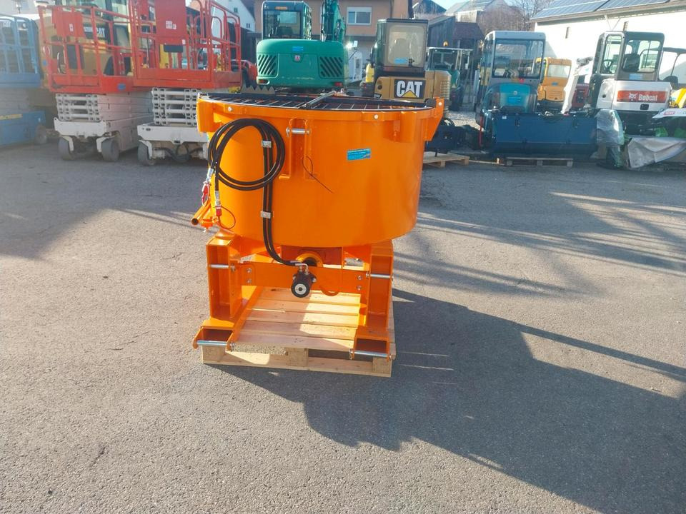 Zwangsmischer Betonmischer 800 L Zapfwellen u. Hydraulisch Fendt - خلاطه اسمنت: صورة 1 Zwangsmischer Betonmischer 800 L Zapfwellen u. Hydraulisch Fendt - خلاطه اسمنت: صورة 1