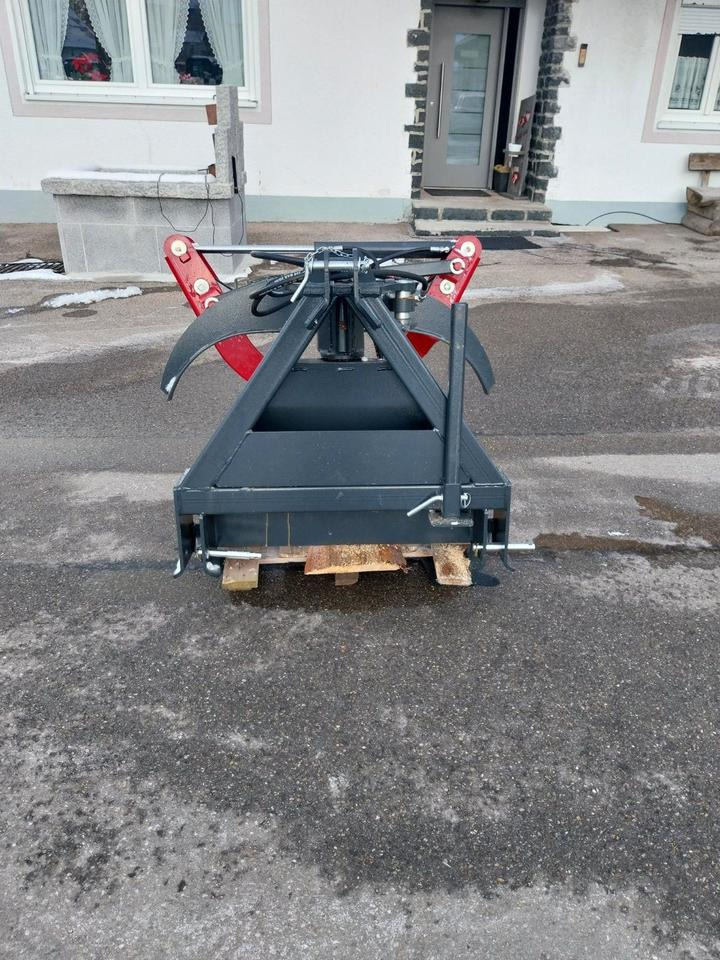 Schwenkbar Rückezange Holzzange 3 Punkt Forstzange Traktor - رأس قطع الأشجار: صورة 3 Schwenkbar Rückezange Holzzange 3 Punkt Forstzange Traktor - رأس قطع الأشجار: صورة 3