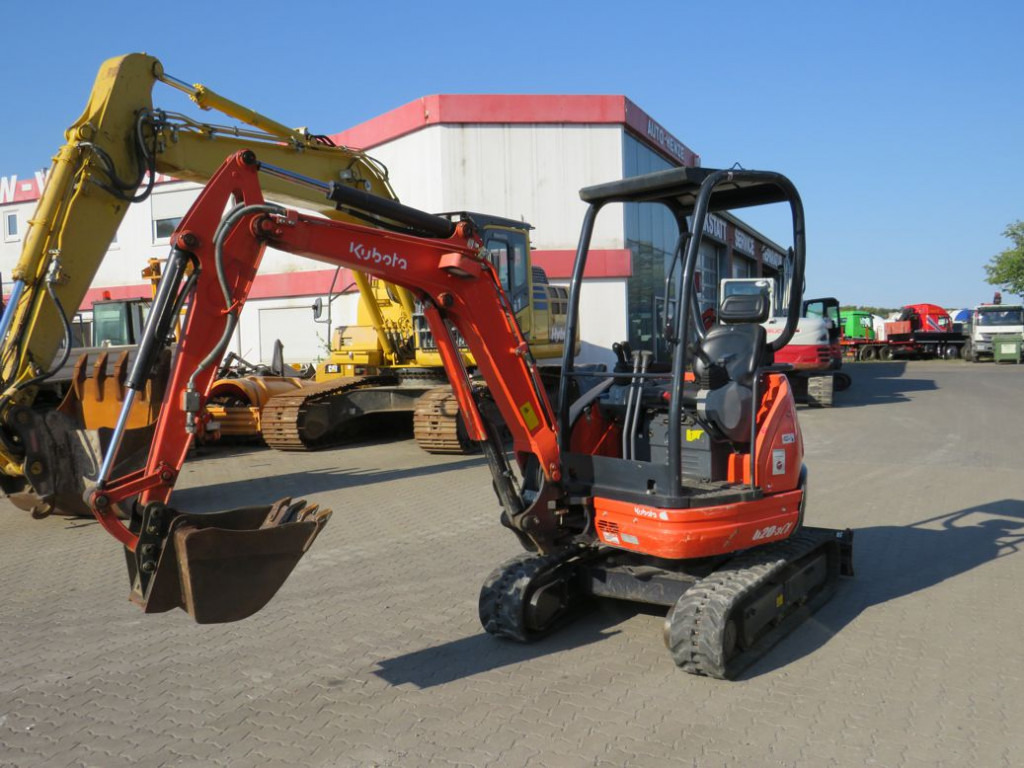 KUBOTA Minibagger U 20 - 3 Minibagger Kurzheck - حفار صغير: صورة 1 KUBOTA Minibagger U 20 - 3 Minibagger Kurzheck - حفار صغير: صورة 1