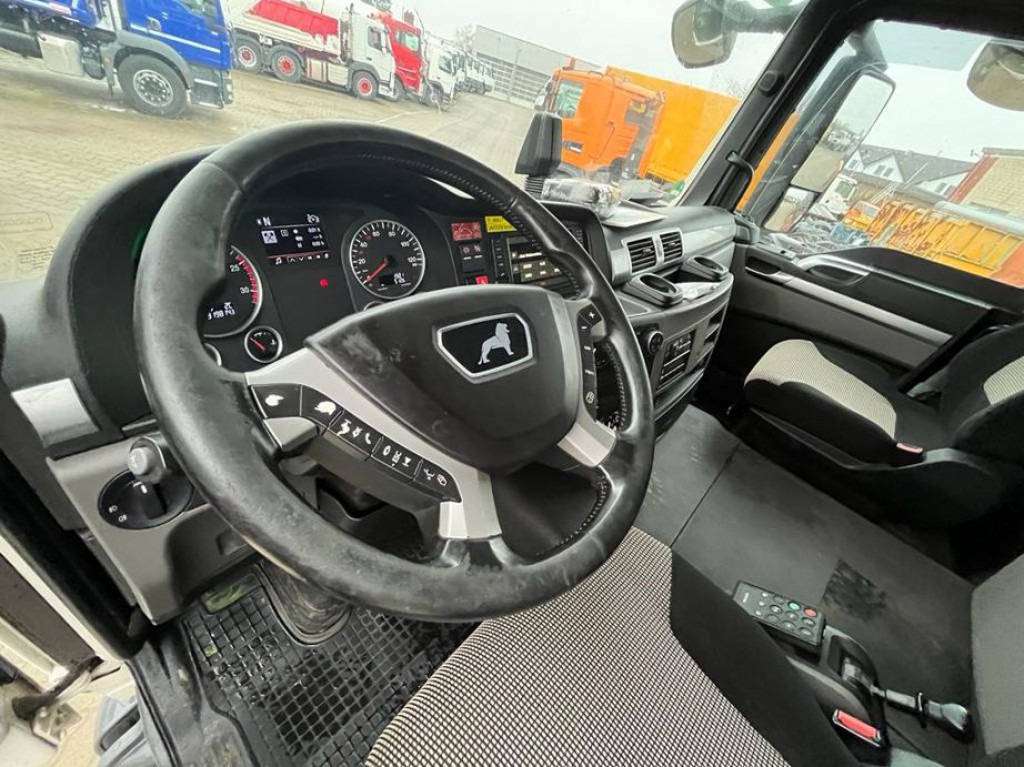 MAN MAN TG-S Abrollkipper 26.460 6x2-2 BL Meiller, Funk - شاحنة برافعة خطافية: صورة 5 MAN MAN TG-S Abrollkipper 26.460 6x2-2 BL Meiller, Funk - شاحنة برافعة خطافية: صورة 5