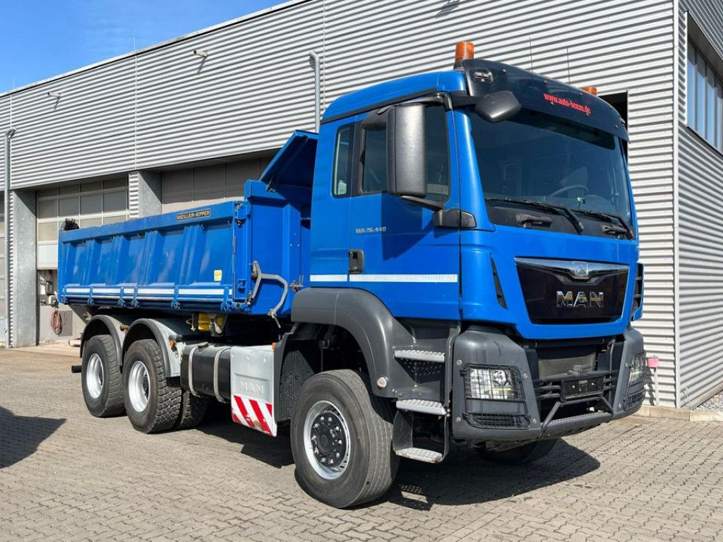 MAN TG-S 26.440 6x6 3-Achs Allradkipper Bordmatik Sc - شاحنة قلاب: صورة 2 MAN TG-S 26.440 6x6 3-Achs Allradkipper Bordmatik Sc - شاحنة قلاب: صورة 2