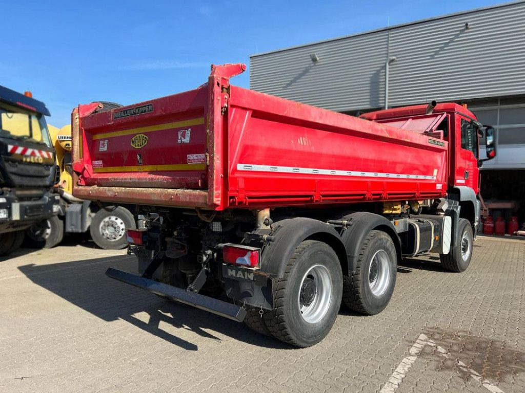 MAN TG-S 26.440 6x6 3-Achs Allradkipper Bordmatik - شاحنة قلاب: صورة 4 MAN TG-S 26.440 6x6 3-Achs Allradkipper Bordmatik - شاحنة قلاب: صورة 4