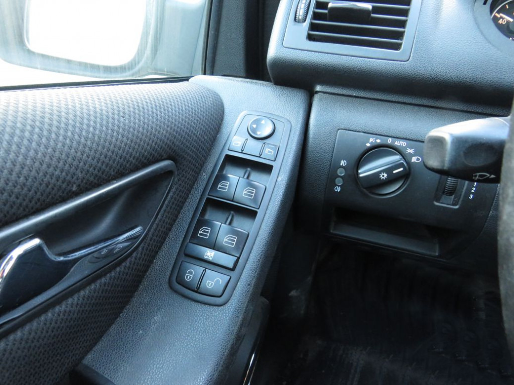 شاحنة MERCEDES-BENZ A-Klasse 200 Avantgarde PKW: صورة 13