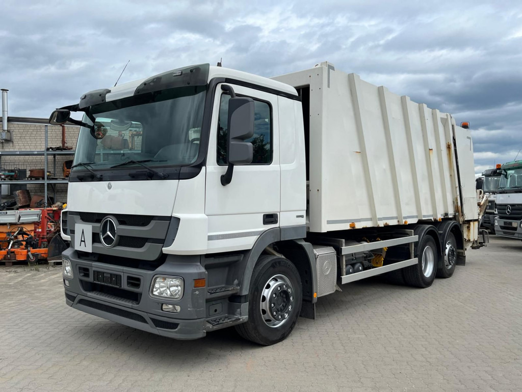 MERCEDES-BENZ Actros 2532 L 6x2 Müllwagen Faun Powerpress 25m³ - شاحنة قمامة: صورة 1 MERCEDES-BENZ Actros 2532 L 6x2 Müllwagen Faun Powerpress 25m³ - شاحنة قمامة: صورة 1