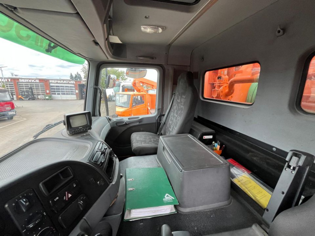 MERCEDES-BENZ Actros 2644 L 6x4 Saug + Spülwagen Kombi Saug+Spül super Zustand - فراغ شاحنة: صورة 2 MERCEDES-BENZ Actros 2644 L 6x4 Saug + Spülwagen Kombi Saug+Spül super Zustand - فراغ شاحنة: صورة 2
