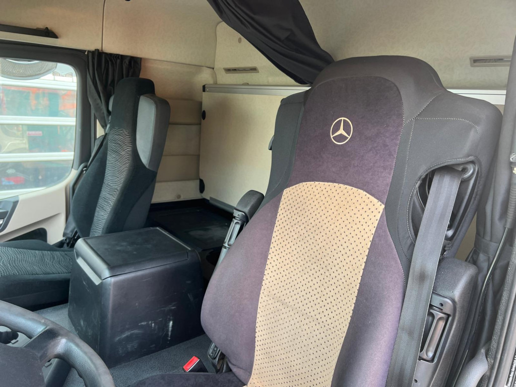 شاحنة برافعة خطافية MERCEDES-BENZ Actros neu 2543 L 6x2 Abrollkipper Meiller Funk: صورة 9 شاحنة برافعة خطافية MERCEDES-BENZ Actros neu 2543 L 6x2 Abrollkipper Meiller Funk: صورة 9